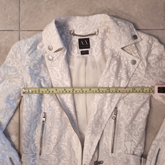 Armani Exchange White Light Short Jacket Size XS - Picture 5 of 7